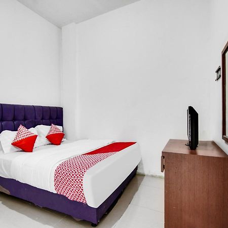 Oyo 90897 Hotel Sepupu Satria Pekanbaru Ngoại thất bức ảnh