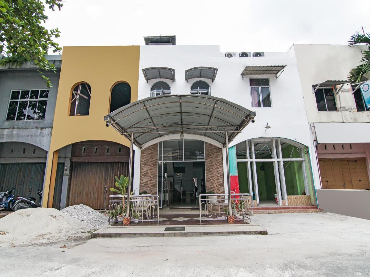 Oyo 90897 Hotel Sepupu Satria Pekanbaru Ngoại thất bức ảnh