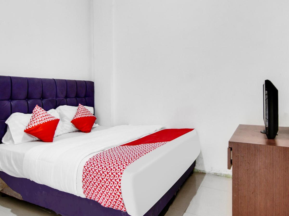 Oyo 90897 Hotel Sepupu Satria Pekanbaru Ngoại thất bức ảnh