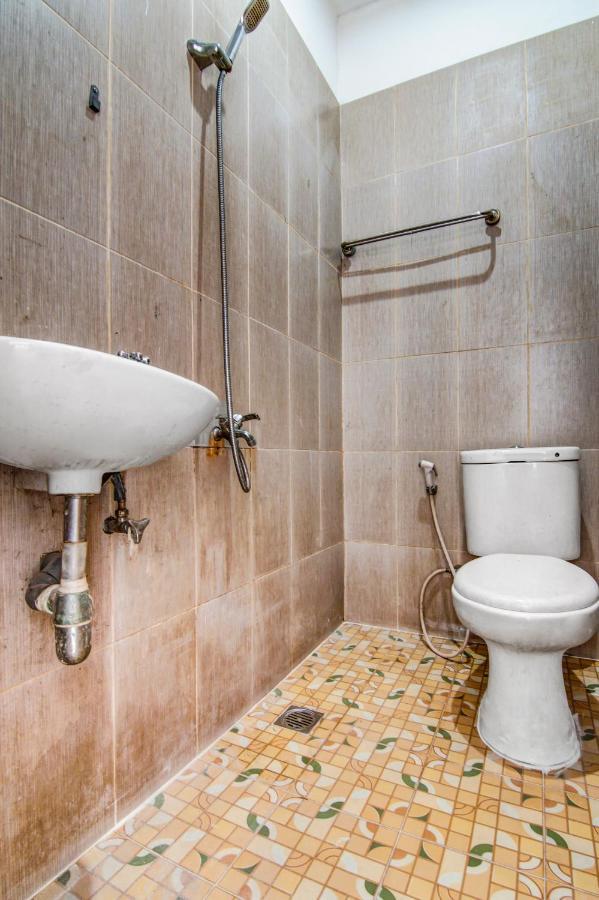 Oyo 90897 Hotel Sepupu Satria Pekanbaru Ngoại thất bức ảnh